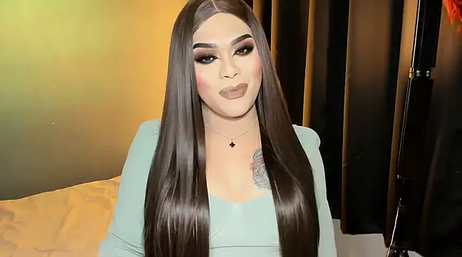 Snapshot of VictoriaEliz chatting on March 9, 2025, 5:39 pm VictoriaEliz online show from March 9, 2025, 5:39 pm