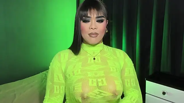 Snapshot of VictoriaEliz chatting on January 8, 2026, 4:02 pm VictoriaEliz online show from January 8, 2026, 4:02 pm