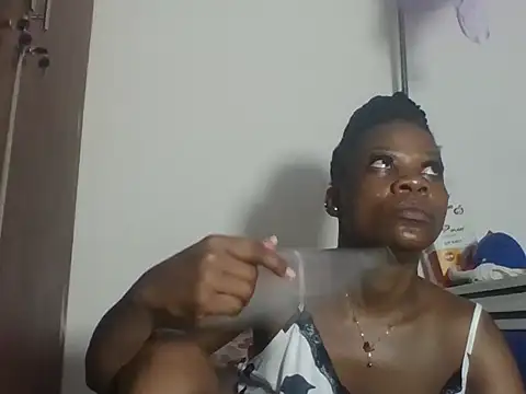 Sweetbaby004 online show from December 19, 2025, 4:20 pm