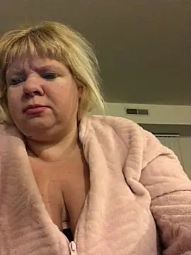 Snapshot of JemJensen30 chatting on February 23, 2025, 8:28 am JemJensen30 online show from February 23, 2025, 8:28 am