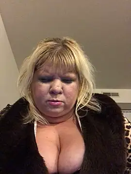 Snapshot of JemJensen30 chatting on December 12, 2024, 1:32 am JemJensen30 online show from December 12, 2024, 1:32 am