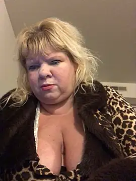 Snapshot of JemJensen30 chatting on December 13, 2024, 7:15 am JemJensen30 online show from December 13, 2024, 7:15 am