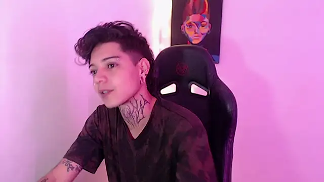 Snapshot of saad_man chatting on January 5, 2025, 10:19 pm saad man online show from January 5, 2025, 10:19 pm