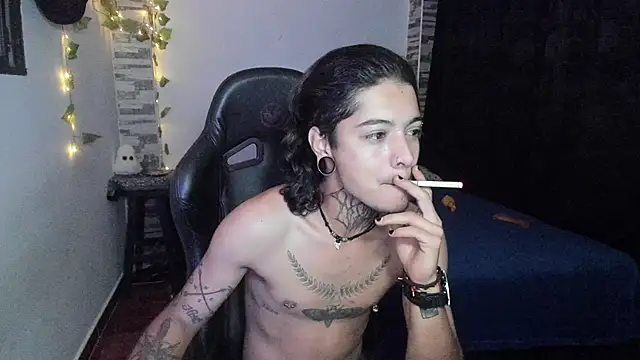 Snapshot of saad_man chatting on November 5, 2025, 12:36 am saad man online show from November 5, 2025, 12:36 am