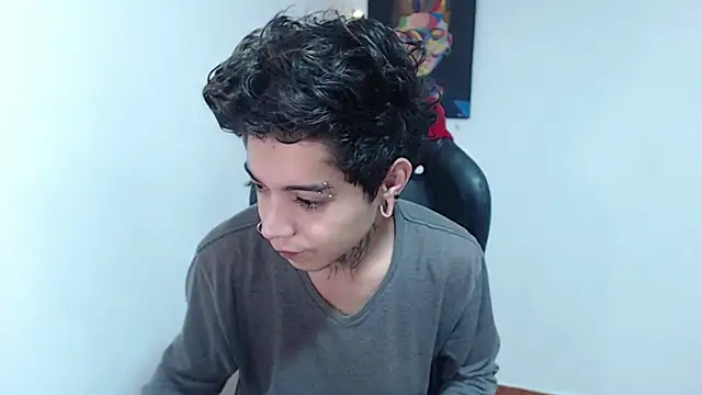 Snapshot of saad_man chatting on December 16, 2024, 1:00 pm saad man online show from December 16, 2024, 1:00 pm