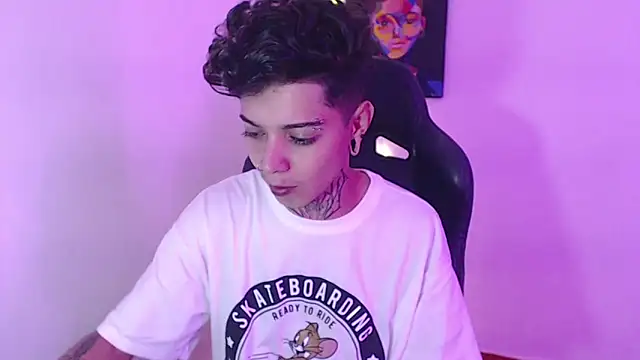 Snapshot of saad_man chatting on January 4, 2025, 11:27 pm saad man online show from January 4, 2025, 11:27 pm