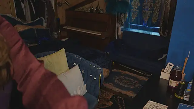 VanessaDoyle online show from March 21, 2026, 1:04 pm