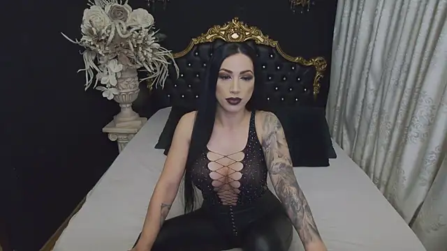 MichaelaDark online show from February 11, 2026, 4:12 am