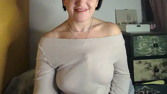 Snapshot of Althea_Love chatting on November 14, 2025, 4:21 pm Althea Love online show from November 14, 2025, 4:21 pm