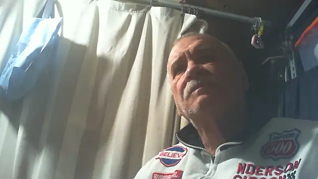 nonnomaturobisex online show from November 7, 2025, 7:57 am