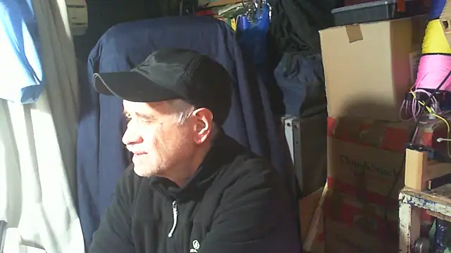 nonnomaturobisex online show from February 9, 2026, 9:18 am