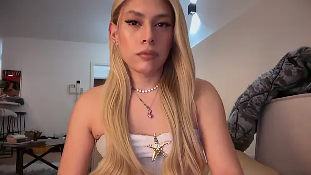 saray doll online show from February 28, 2026, 6:07 pm