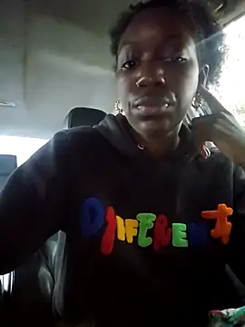 Snapshot of oliviaprettypussy chatting on October 26, 2025, 1:00 pm oliviaprettypussy online show from October 26, 2025, 1:00 pm