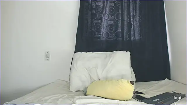 Snapshot of DERRYMASTER chatting on February 8, 2025, 1:11 pm DERRYMASTER online show from February 8, 2025, 1:11 pm