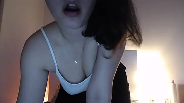 Snapshot of ocean_eyess_ chatting on February 28, 2026, 4:50 pm ocean eyess online show from February 28, 2026, 4:50 pm