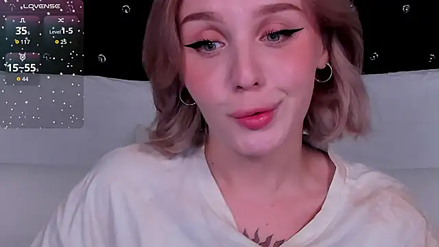 Snapshot of LianaFord chatting on September 15, 2025, 7:14 pm LianaFord online show from September 15, 2025, 7:14 pm