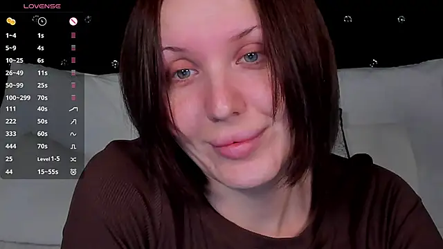 LianaFord online show from February 5, 2026, 3:24 am