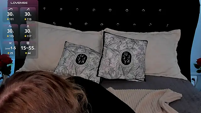 Snapshot of LianaFord chatting on March 15, 2025, 7:48 pm LianaFord online show from March 15, 2025, 7:48 pm