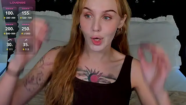 Snapshot of LianaFord chatting on November 21, 2025, 11:48 pm LianaFord online show from November 21, 2025, 11:48 pm