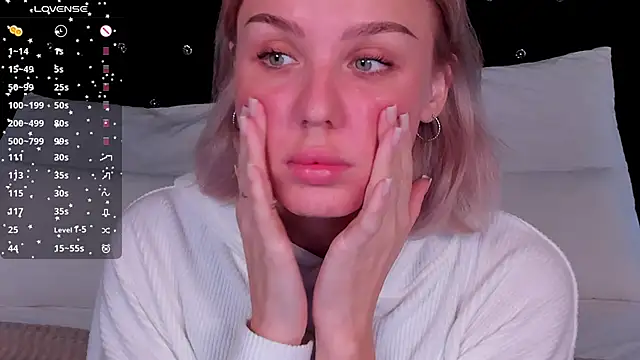 Snapshot of LianaFord chatting on September 28, 2025, 5:31 pm LianaFord online show from September 28, 2025, 5:31 pm