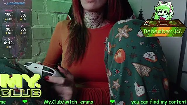 Snapshot of Witch_Emma chatting on December 22, 2025, 8:42 pm Witch Emma online show from December 22, 2025, 8:42 pm