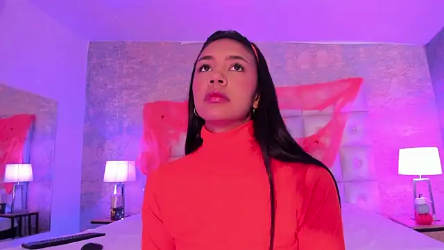 Snapshot of AntonellaRossi chatting on October 5, 2025, 7:37 pm AntonellaRossi online show from October 5, 2025, 7:37 pm