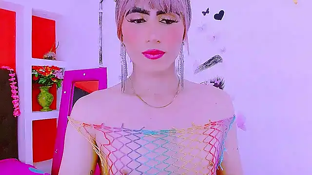 Snapshot of priscilahotker chatting on February 17, 2025, 5:14 am priscilahotker online show from February 17, 2025, 5:14 am