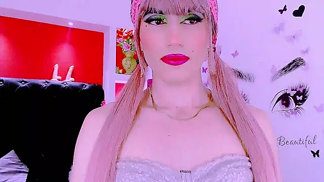 Snapshot of priscilahotker chatting on March 17, 2025, 10:06 am priscilahotker online show from March 17, 2025, 10:06 am