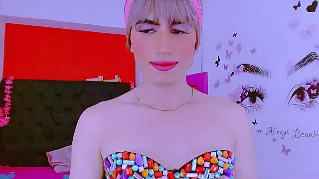 Snapshot of priscilahotker chatting on February 24, 2025, 11:43 am priscilahotker online show from February 24, 2025, 11:43 am