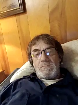 Snapshot of OralDesires2 chatting on October 25, 2025, 6:23 am OralDesires2 online show from October 25, 2025, 6:23 am