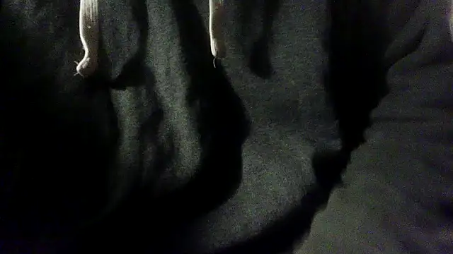 Snapshot of OralDesires2 chatting on March 5, 2025, 2:25 am OralDesires2 online show from March 5, 2025, 2:25 am