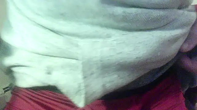 Snapshot of OralDesires2 chatting on February 16, 2025, 11:28 pm OralDesires2 online show from February 16, 2025, 11:28 pm