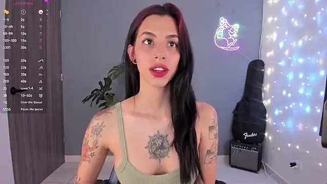 labrika  online show from October 4, 2025, 11:39 pm