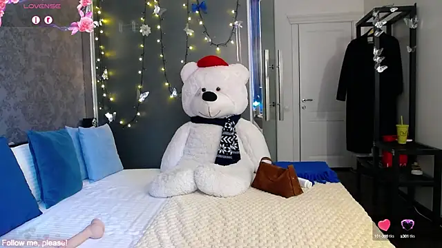 KateJonson online show from September 26, 2025, 6:42 am