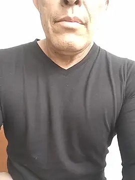 Snapshot of Leoncitohotsr chatting on November 10, 2025, 3:06 pm Leoncitohotsr online show from November 10, 2025, 3:06 pm