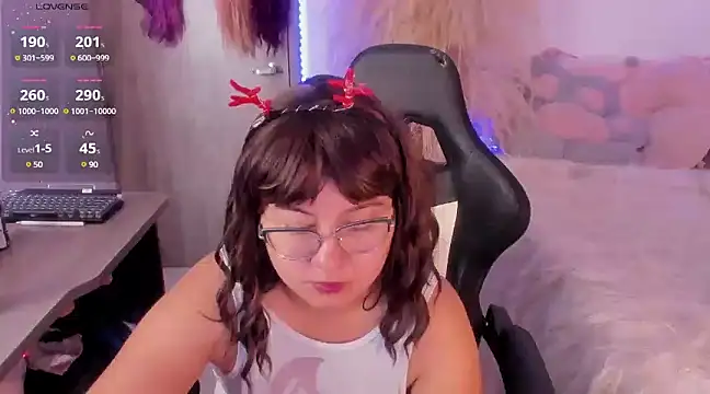 Snapshot of Lady_Ryoko chatting on January 4, 2025, 6:40 pm Lady Ryoko online show from January 4, 2025, 6:40 pm