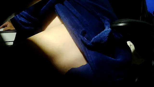 Snapshot of suedel65 chatting on May 15, 2026, 3:15 am suedel65 online show from May 15, 2026, 3:15 am