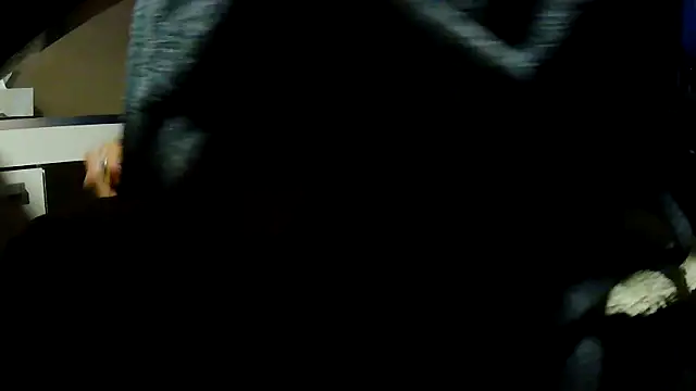 Snapshot of suedel65 chatting on May 5, 2026, 3:31 am suedel65 online show from May 5, 2026, 3:31 am