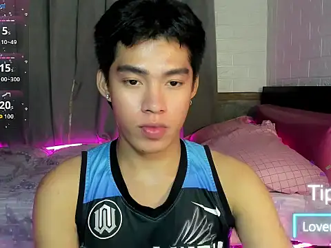 Lightjt04 online show from September 8, 2025, 3:11 pm