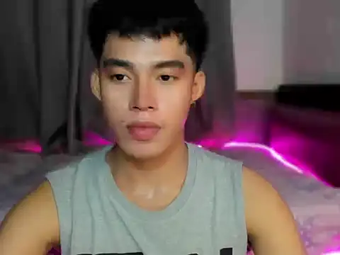 Lightjt04 online show from September 16, 2025, 3:35 pm