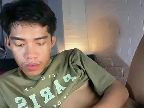 Lightjt04 online show from April 20, 2026, 5:25 pm