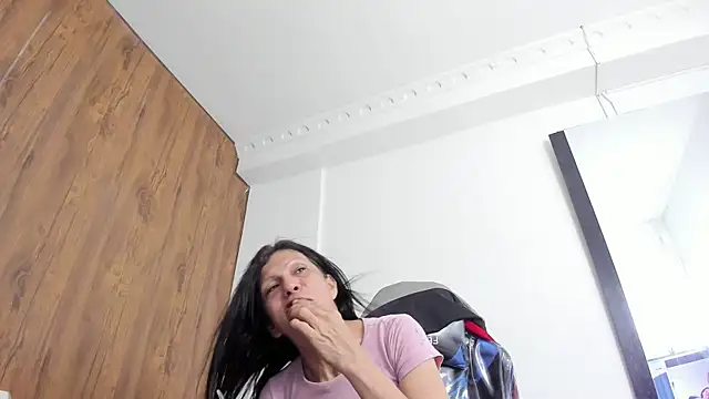 Cleopatra Trans online show from October 8, 2025, 7:14 pm