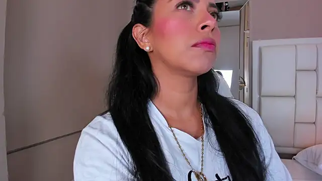 Snapshot of _BunnyNaugthy chatting on November 8, 2025, 12:09 pm BunnyNaugthy online show from November 8, 2025, 12:09 pm