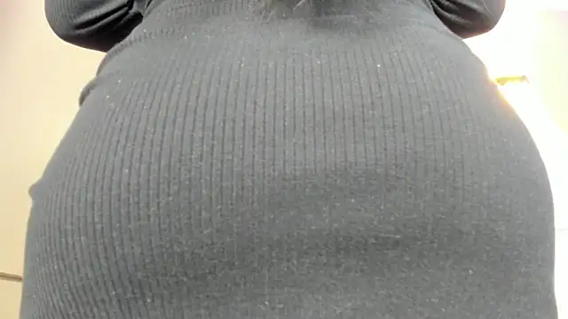 Snapshot of _BunnyNaugthy chatting on November 10, 2025, 12:10 pm BunnyNaugthy online show from November 10, 2025, 12:10 pm