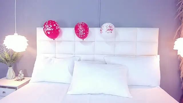 Snapshot of _BunnyNaugthy chatting on February 15, 2026, 12:26 pm BunnyNaugthy online show from February 15, 2026, 12:26 pm