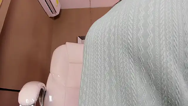 Snapshot of _BunnyNaugthy chatting on November 11, 2025, 12:11 pm BunnyNaugthy online show from November 11, 2025, 12:11 pm