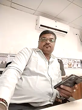 Snapshot of Desi_Londa_143 chatting on September 25, 2025, 4:51 am Desi Londa 143 online show from September 25, 2025, 4:51 am