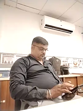 Snapshot of Desi_Londa_143 chatting on September 20, 2025, 4:06 am Desi Londa 143 online show from September 20, 2025, 4:06 am