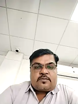 Snapshot of Desi_Londa_143 chatting on December 15, 2025, 8:09 am Desi Londa 143 online show from December 15, 2025, 8:09 am