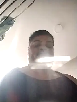 Snapshot of Desi_Londa_143 chatting on October 29, 2025, 3:16 am Desi Londa 143 online show from October 29, 2025, 3:16 am